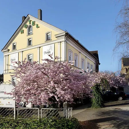 Dom Hotel 2*