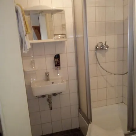 Hotel Dom 2*